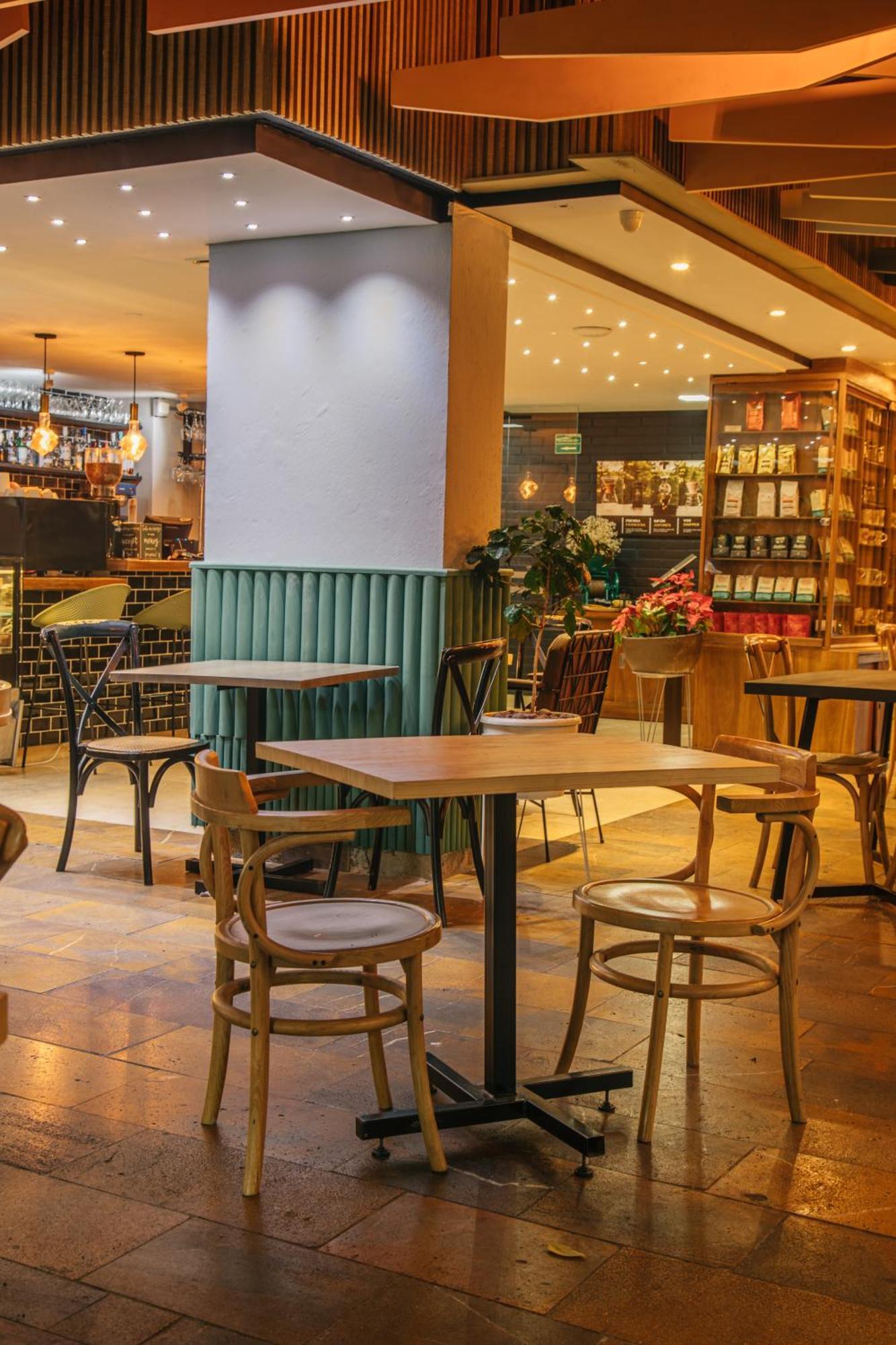 Cafe Hotel Меделин Екстериор снимка