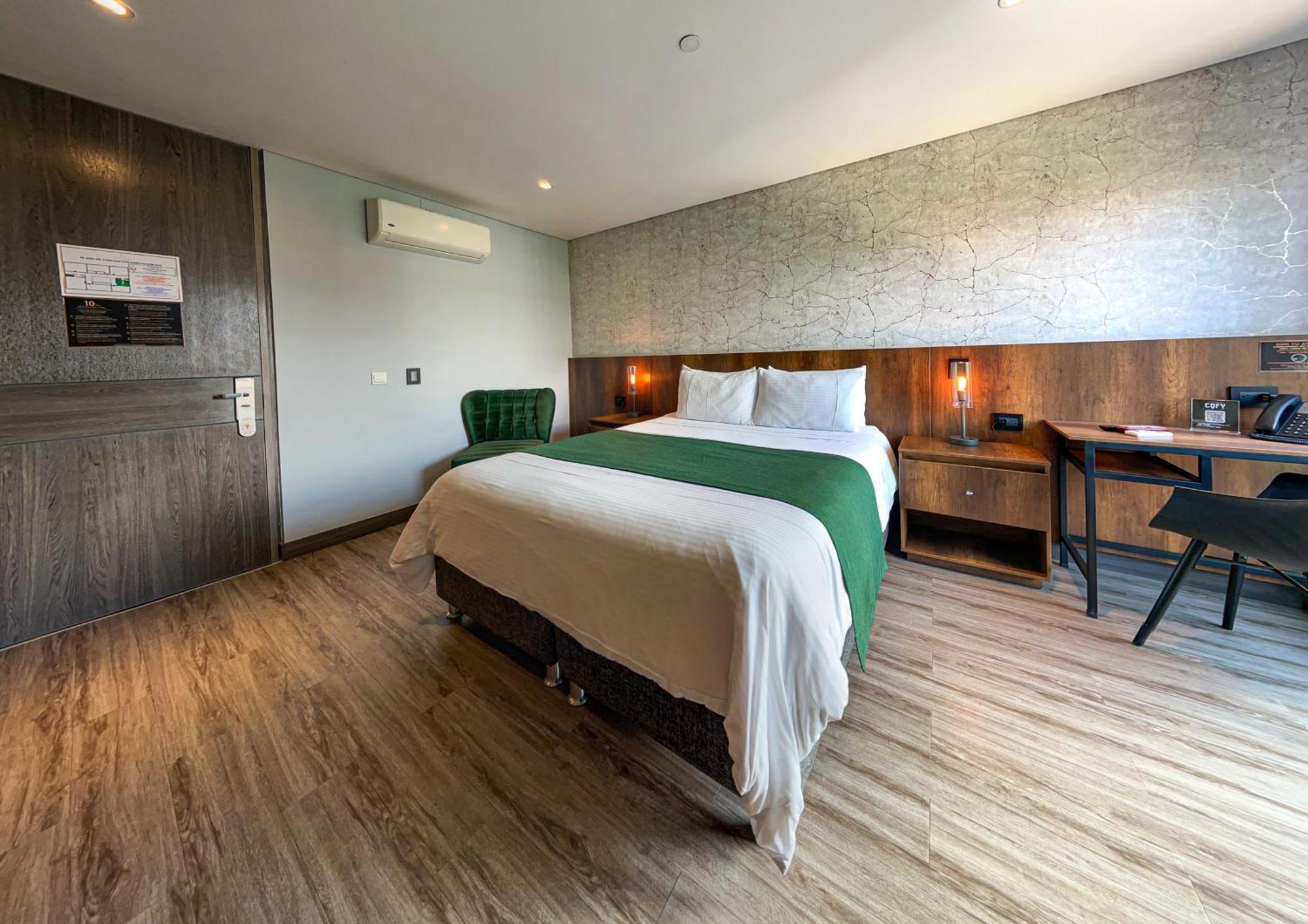 Cafe Hotel Меделин Стая снимка